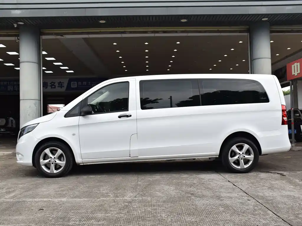 Mercedes-Benz Vito — миниатюра 4