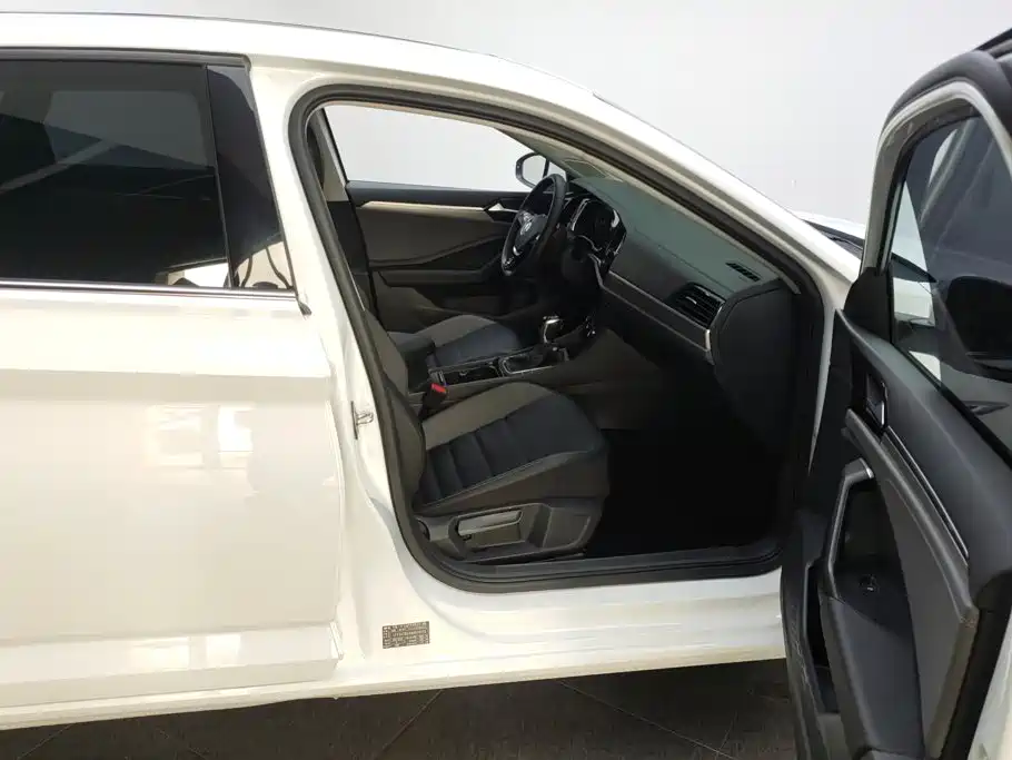 Volkswagen Sagitar — миниатюра 8