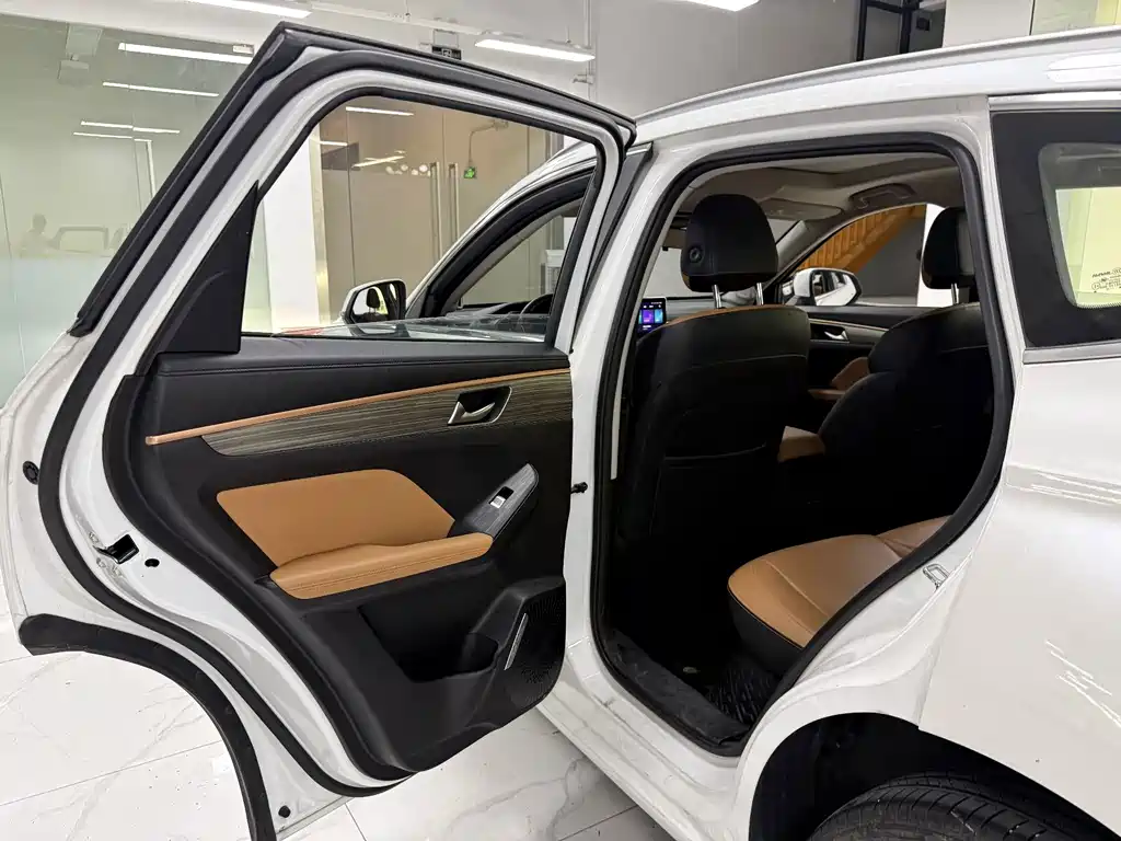 Haval Chulian — миниатюра 13