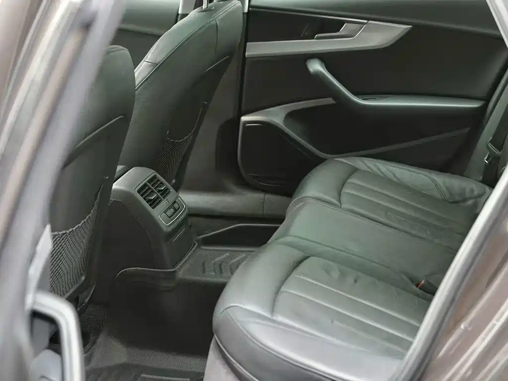 Audi A4L — миниатюра 3