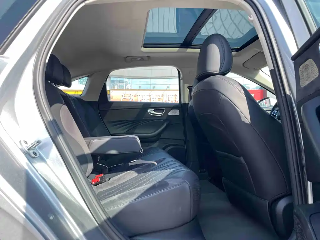 Roewe D7 — миниатюра 11