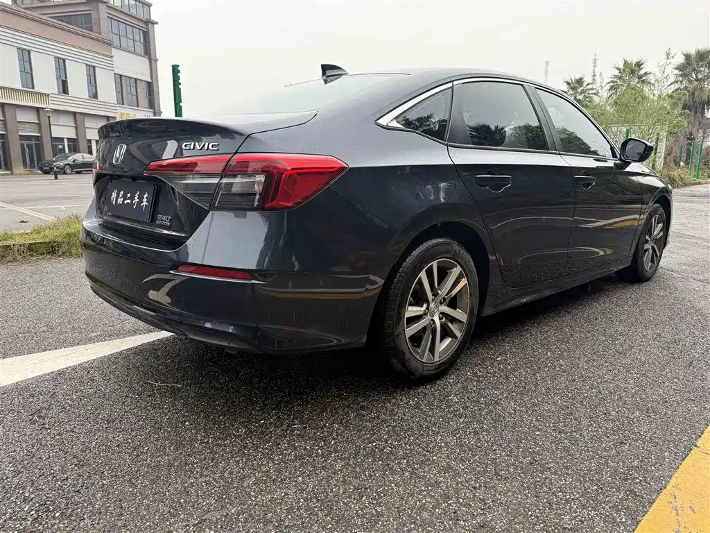 Honda Civic — миниатюра 4