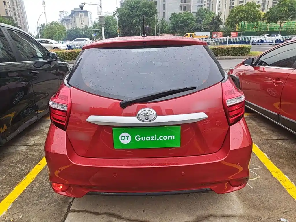 Toyota Yaris L — миниатюра 6