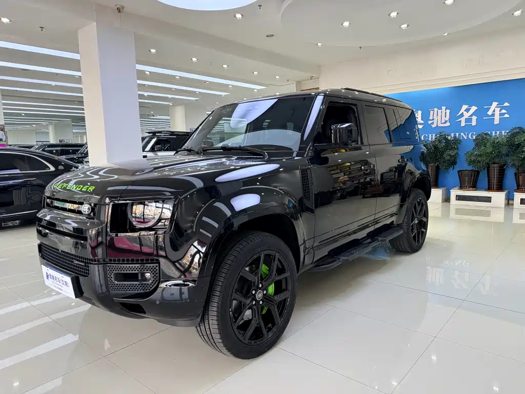 Land Rover Defender 2023