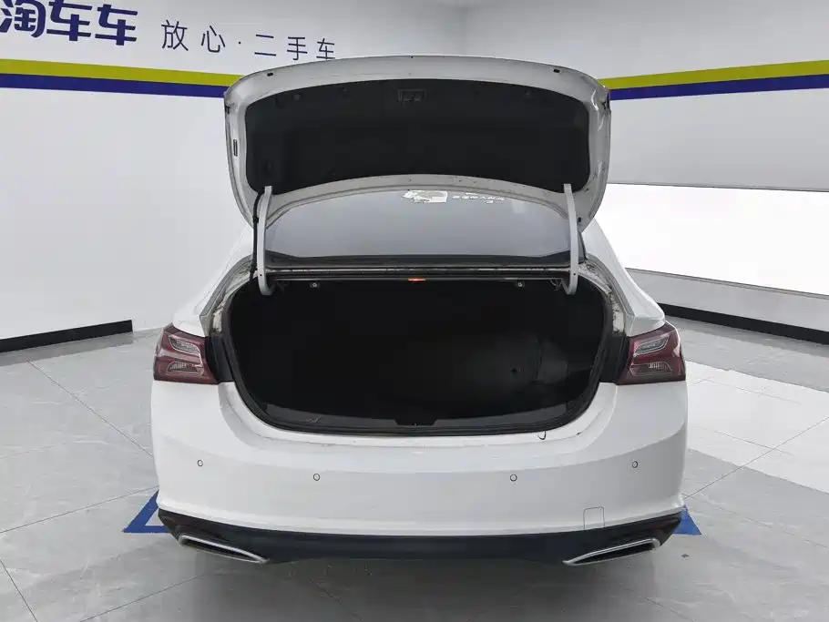 Chevrolet Malibu XL — миниатюра 4