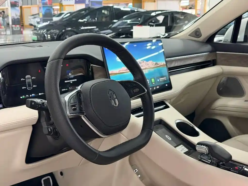 AITO AITO M5 — миниатюра 4