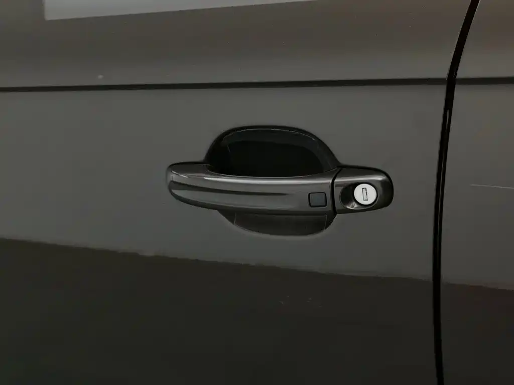 Audi Q7 — миниатюра 18