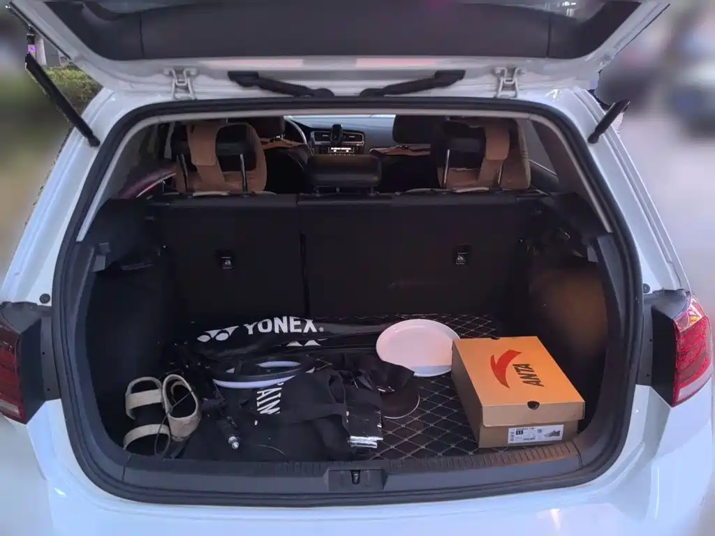 Volkswagen Golf — миниатюра 20