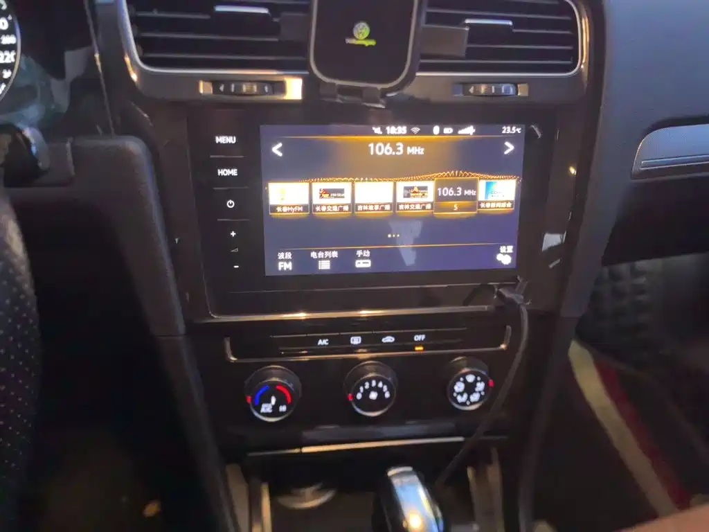Volkswagen Golf — миниатюра 14