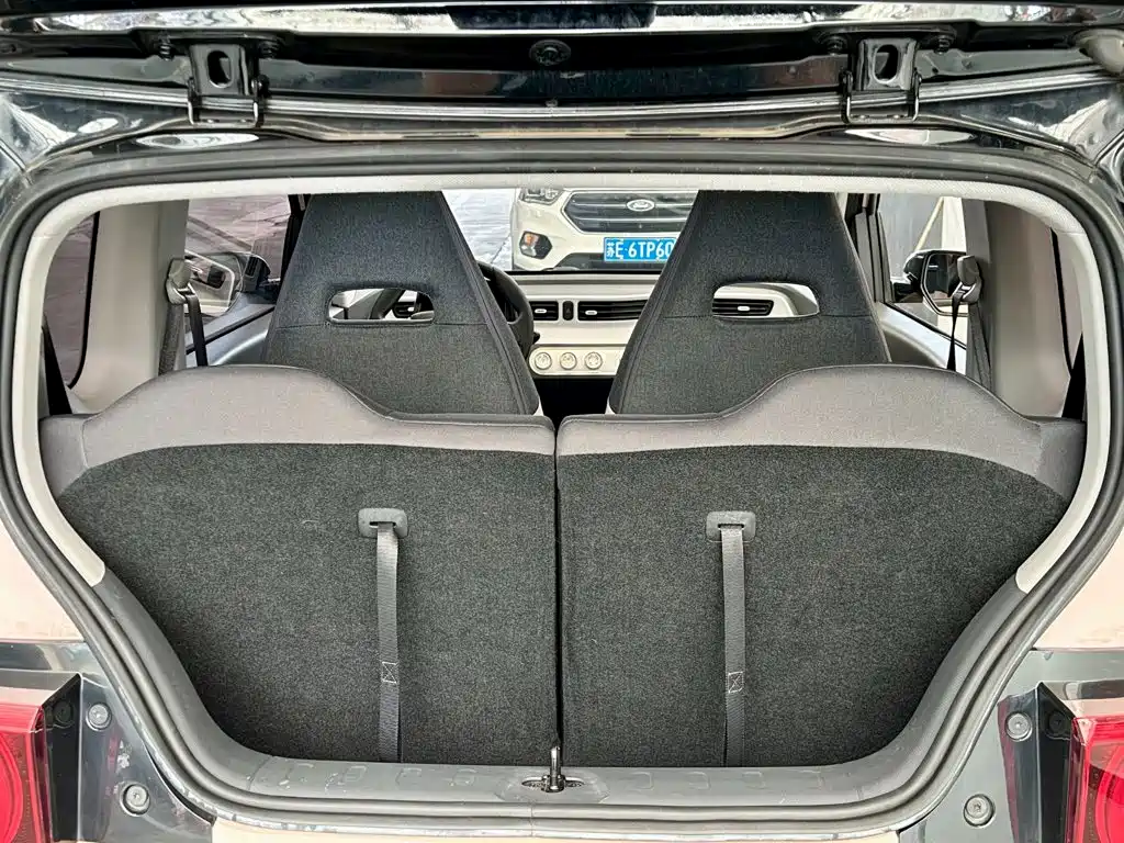 Wuling MINIEV — миниатюра 16
