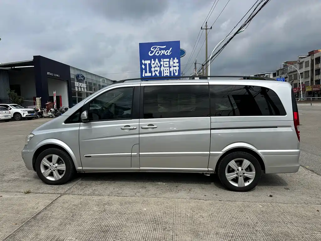 Mercedes-Benz Viano — миниатюра 4
