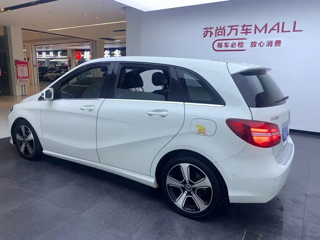 Mercedes-Benz B-Class — миниатюра 15
