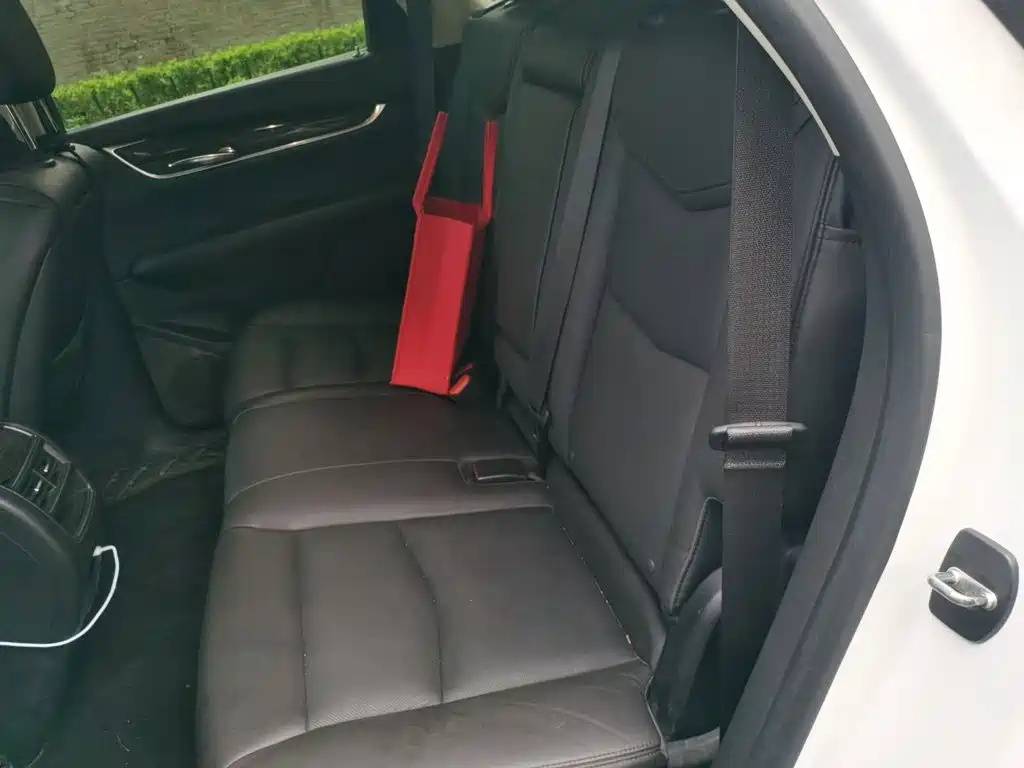 Cadillac XT5 — миниатюра 18