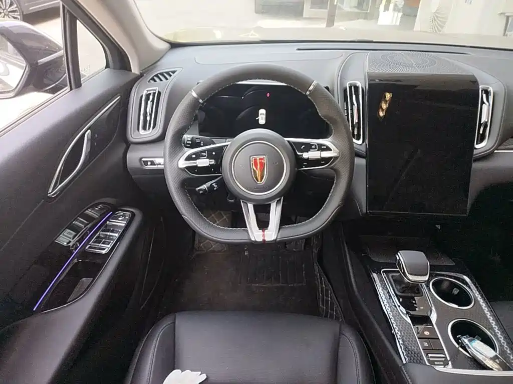 Hongqi Hongqi HS3 PHEV — миниатюра 11