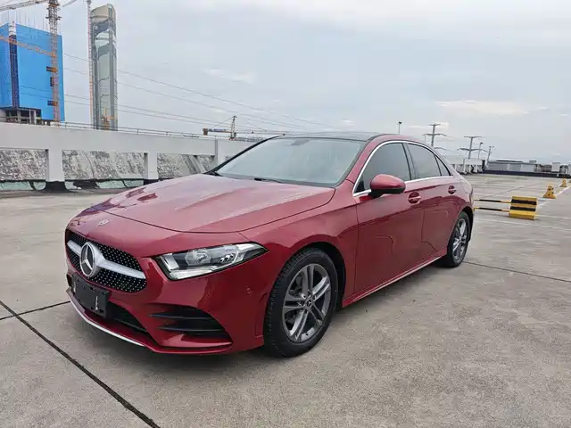 MERCEDES-BENZ A CLASS