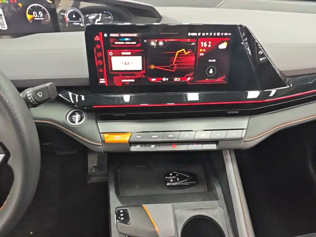 Changan UNI-V — миниатюра 13