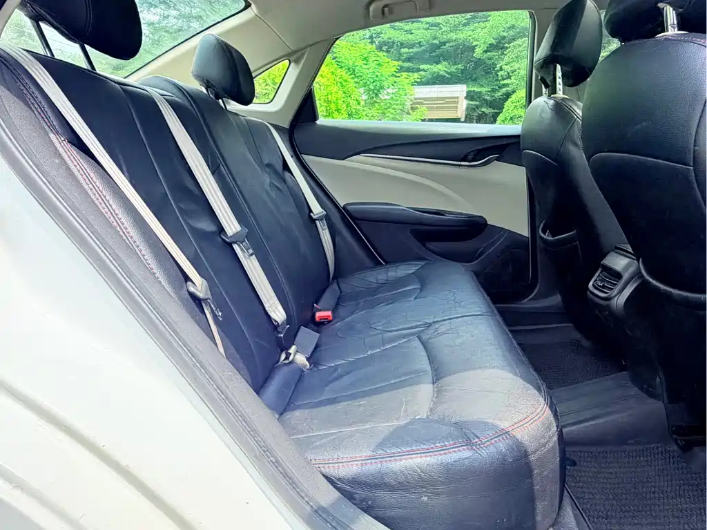 Buick Excelle — миниатюра 16