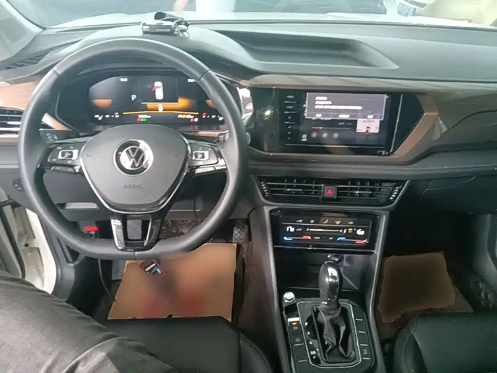Volkswagen Tharu — миниатюра 10
