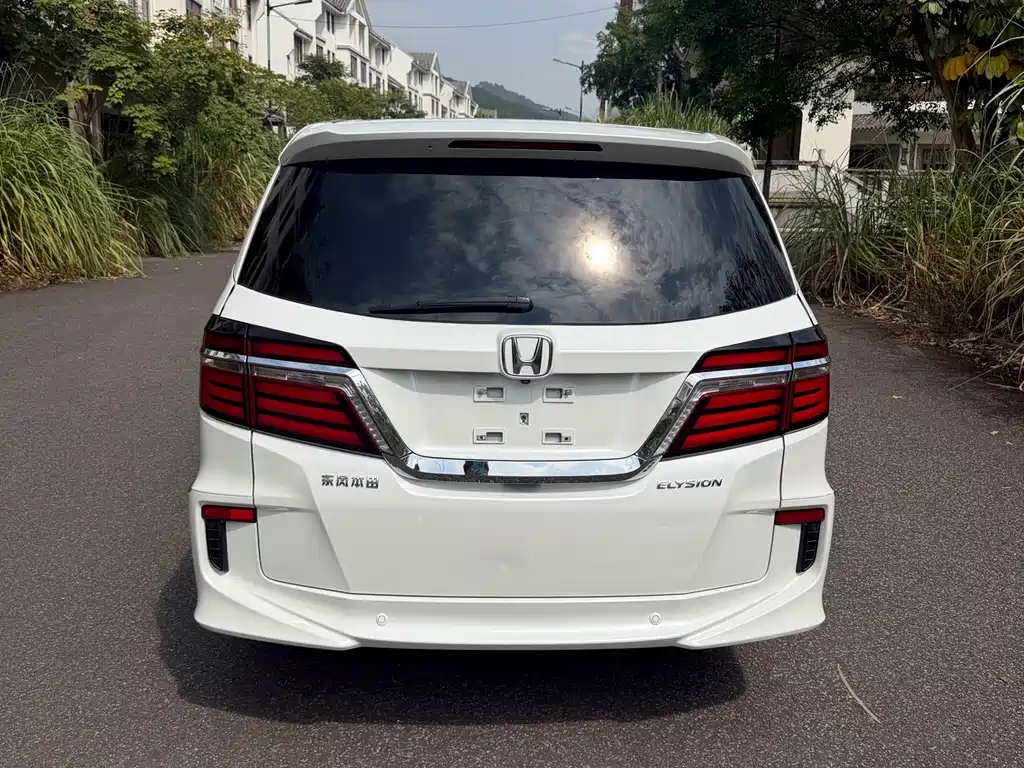 Honda Elysion — миниатюра 5