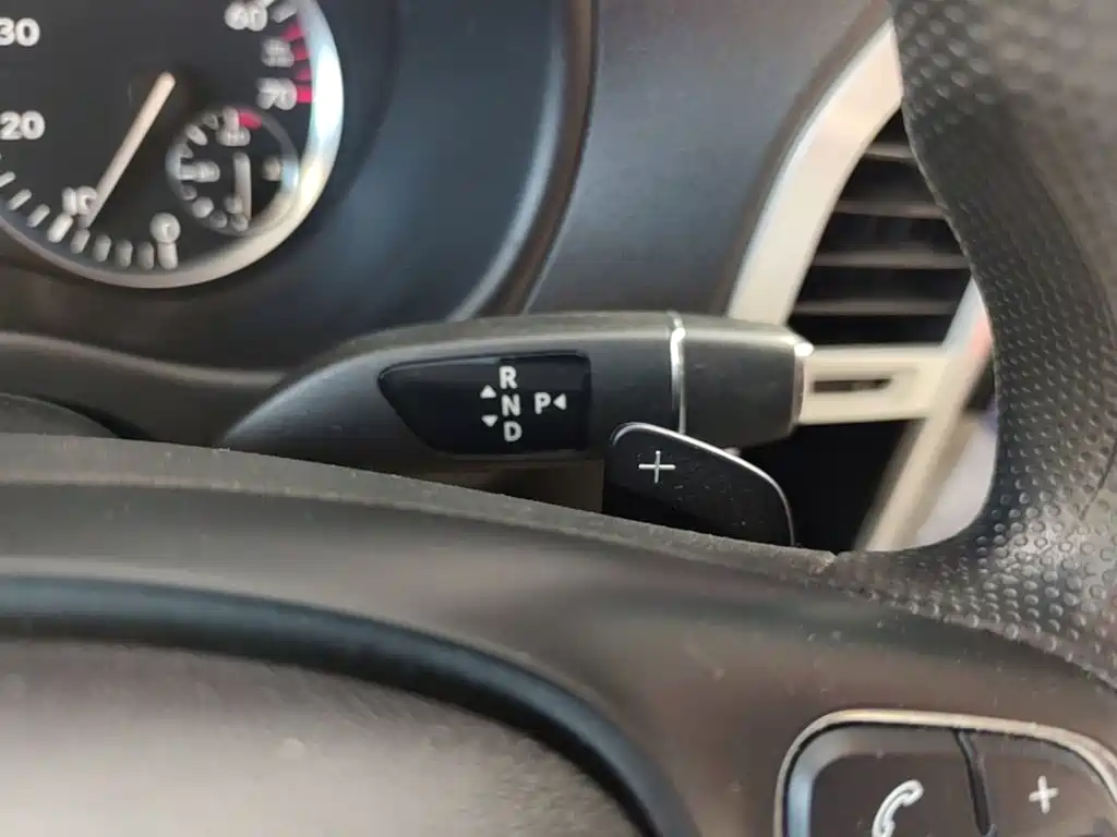 Mercedes-Benz Vito — миниатюра 14