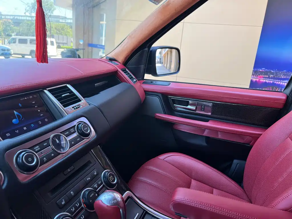 Land Rover Sport — миниатюра 12