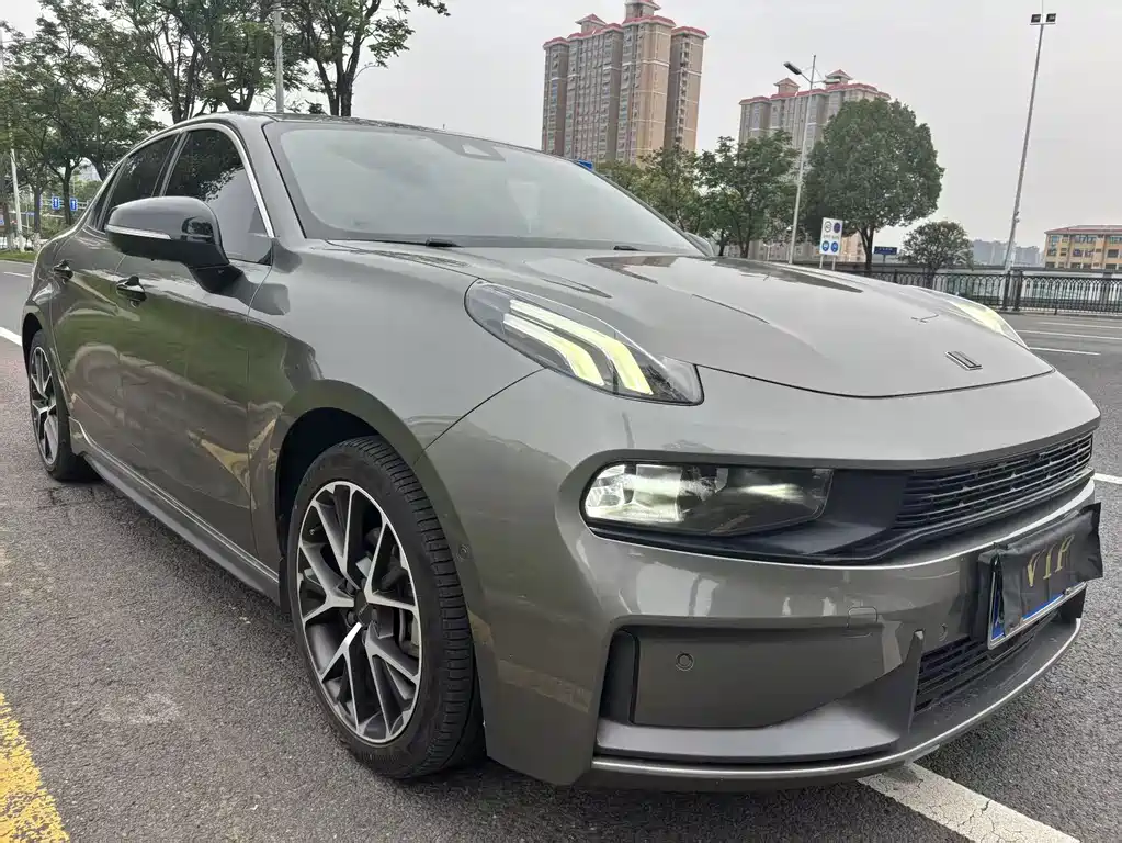 Lynk & Co 03 — миниатюра 3