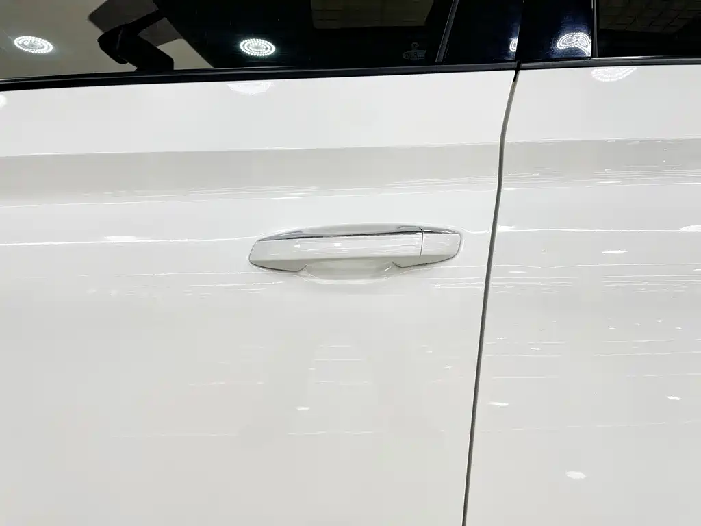 Skoda Kodiaq — миниатюра 11