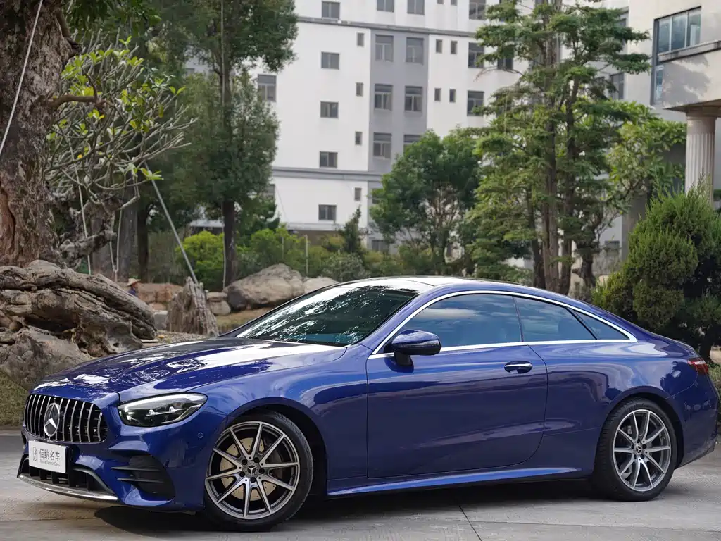 MERCEDES-BENZ E CLASS