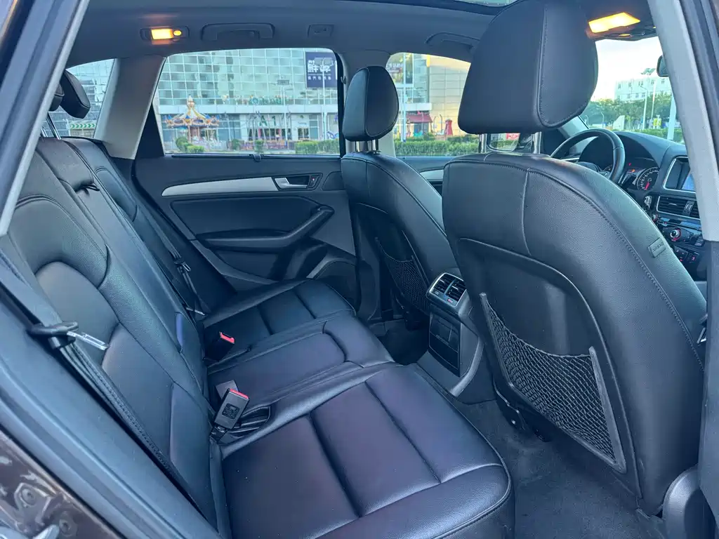 Audi Q5 — миниатюра 15