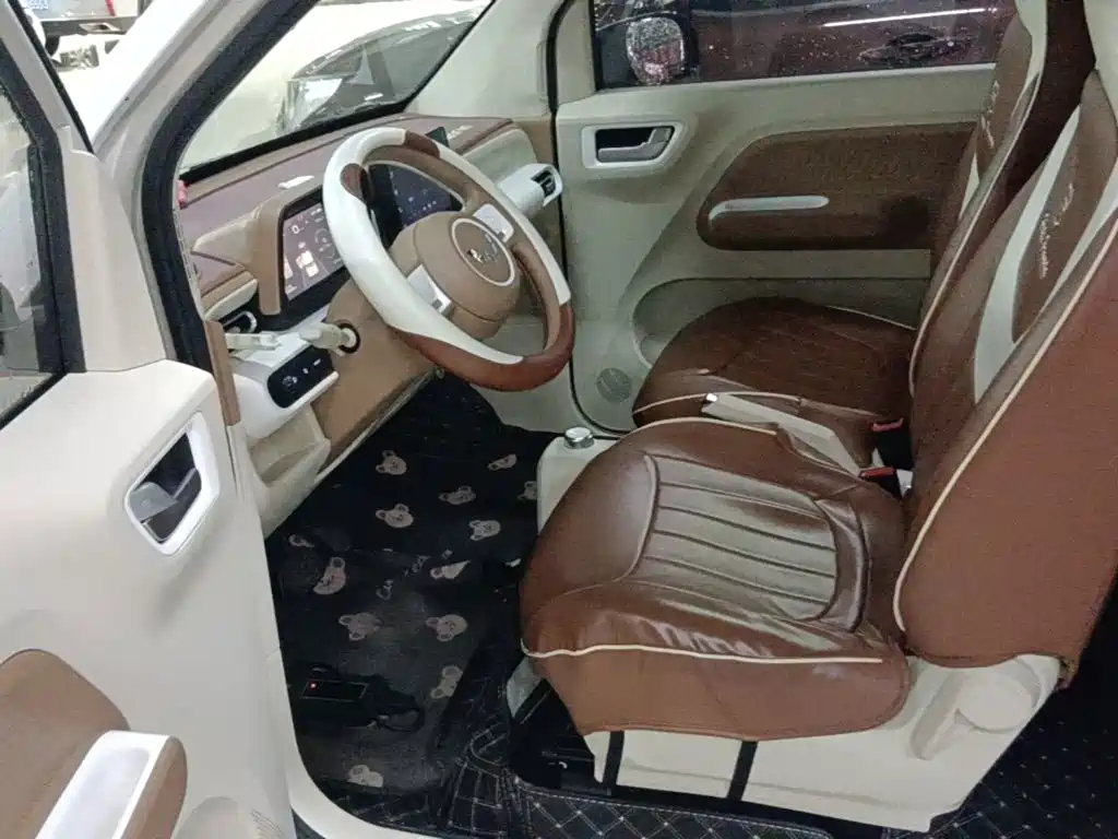 Wuling MINIEV — миниатюра 15