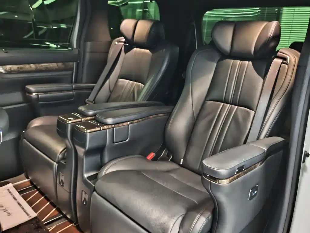 Toyota Alphard 2021 2.5L Premium