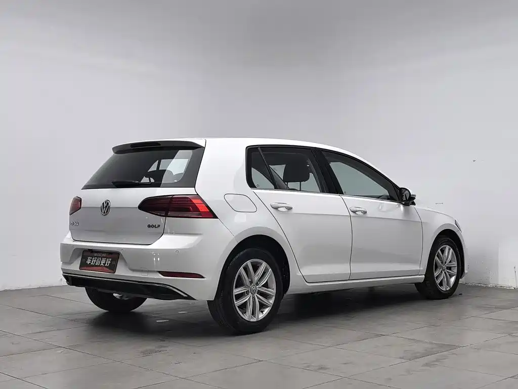 Volkswagen Golf — миниатюра 2