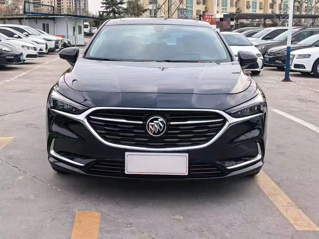 Buick LaCrosse — миниатюра 2