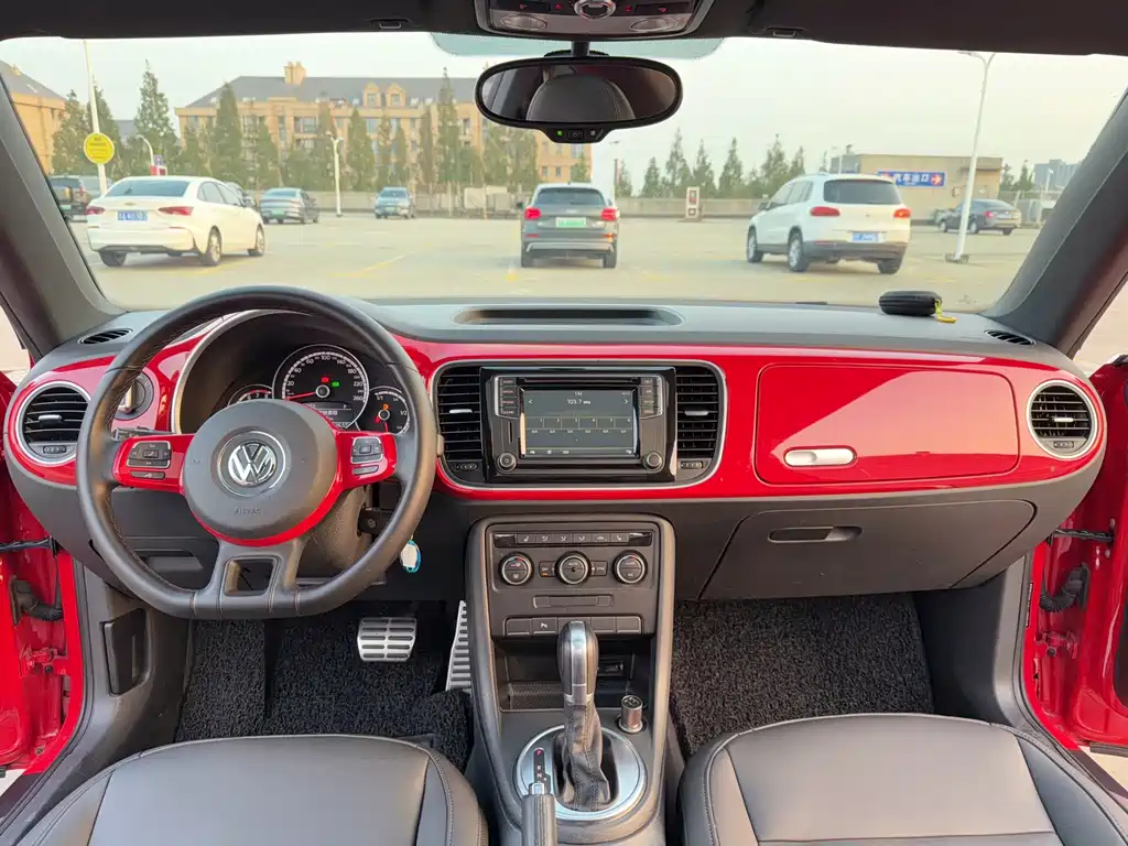 Volkswagen Beetle — миниатюра 9