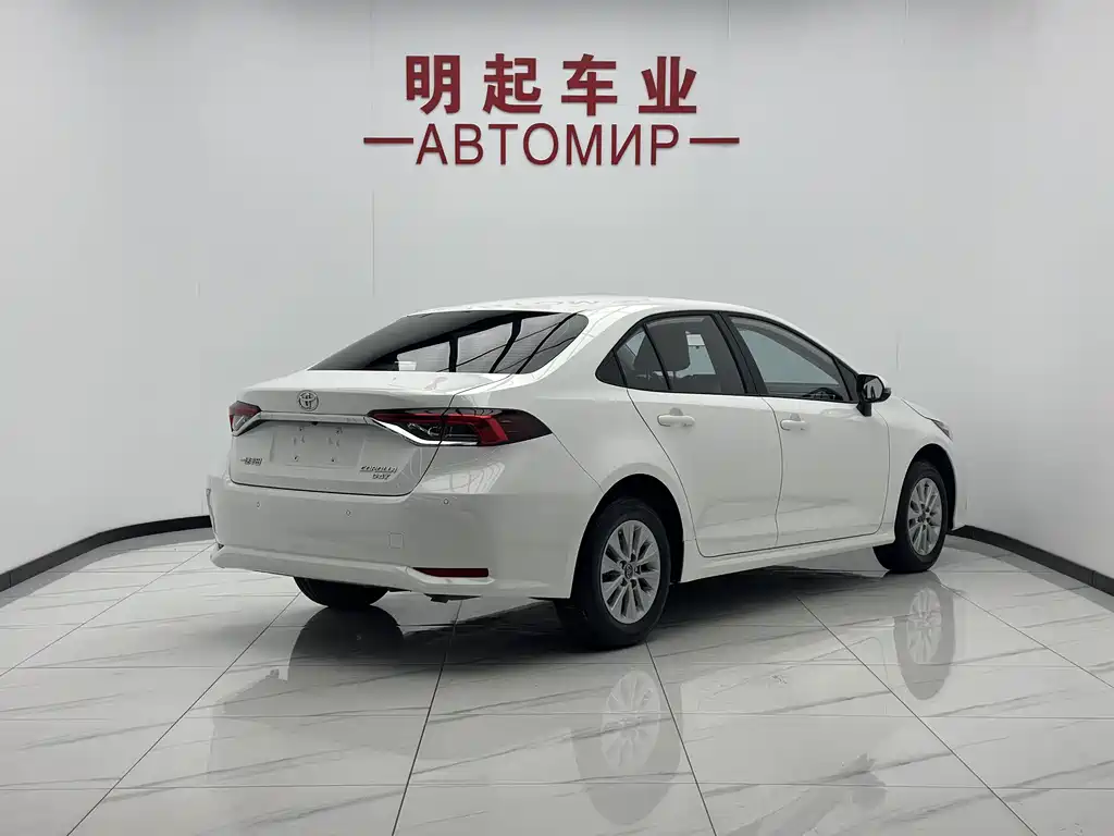Toyota Corolla — миниатюра 8