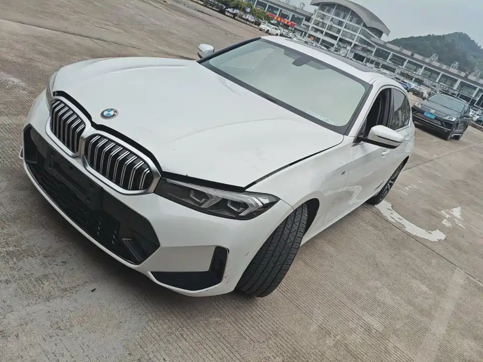 BMW 3 Series 2023