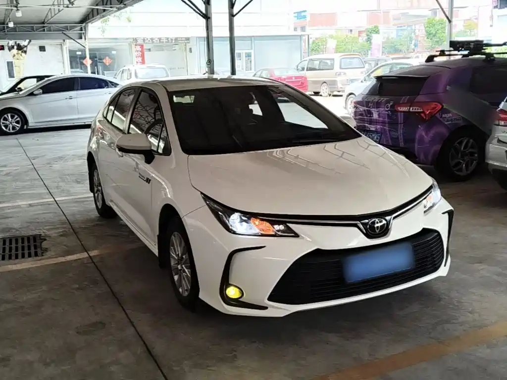 Toyota Corolla — миниатюра 4