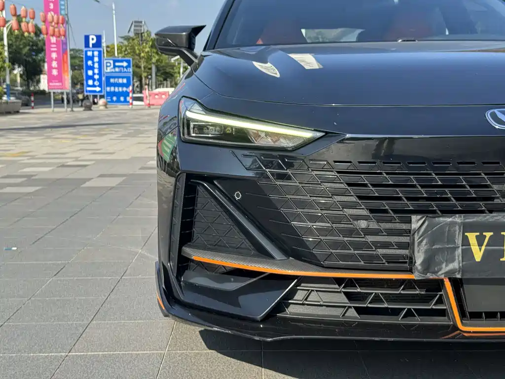 Changan UNI-V — миниатюра 4