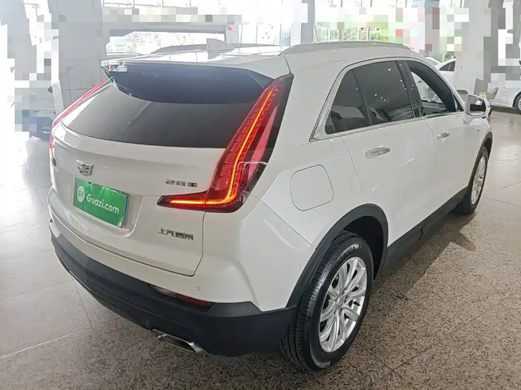 Cadillac XT4 — миниатюра 7