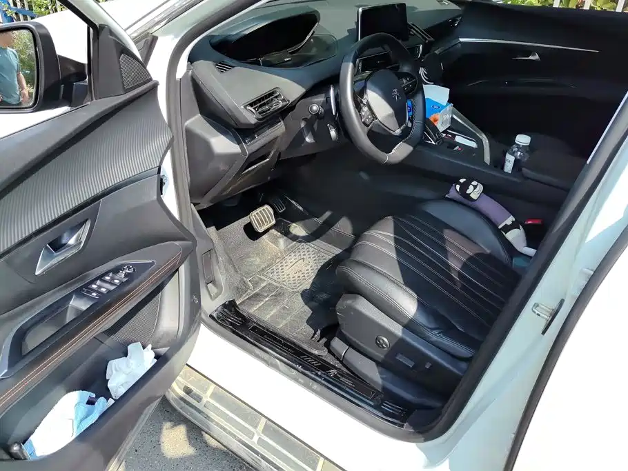 Peugeot 5008 — миниатюра 8