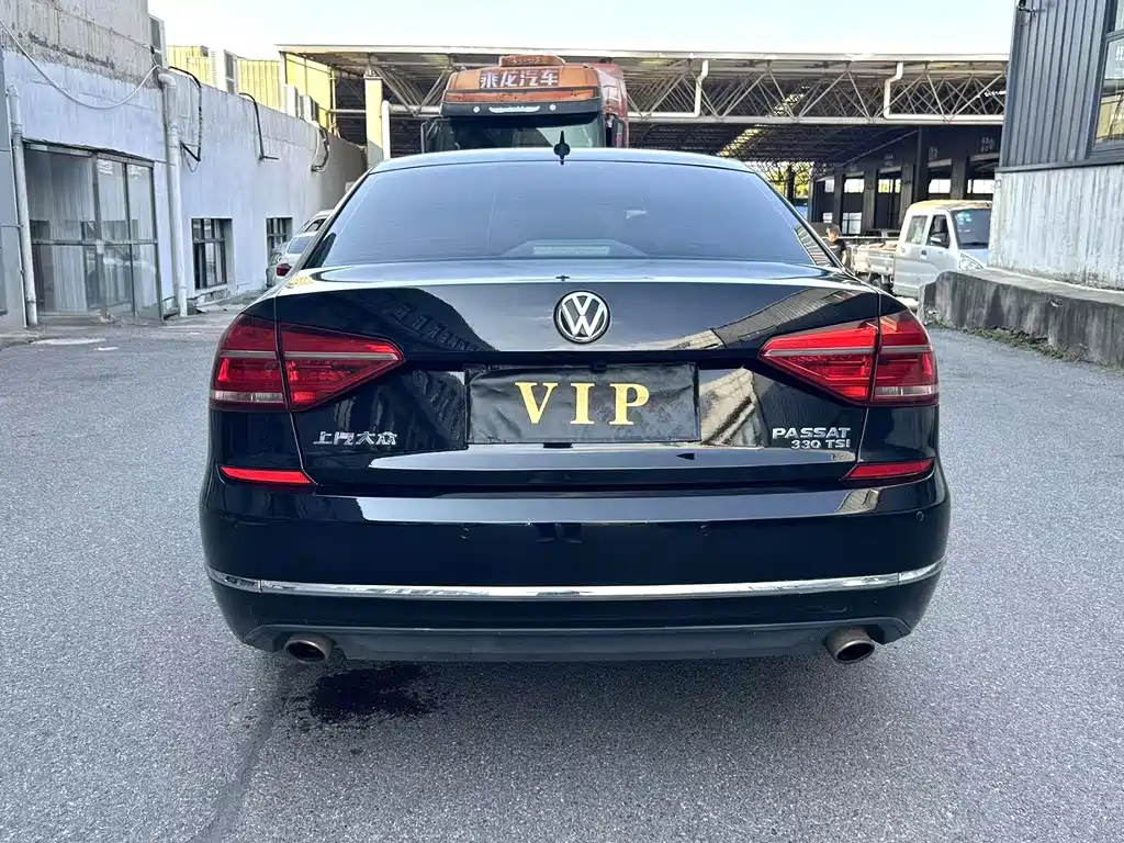 Volkswagen Passat — миниатюра 7
