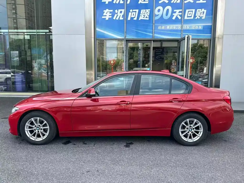 BMW 3 Series — миниатюра 2