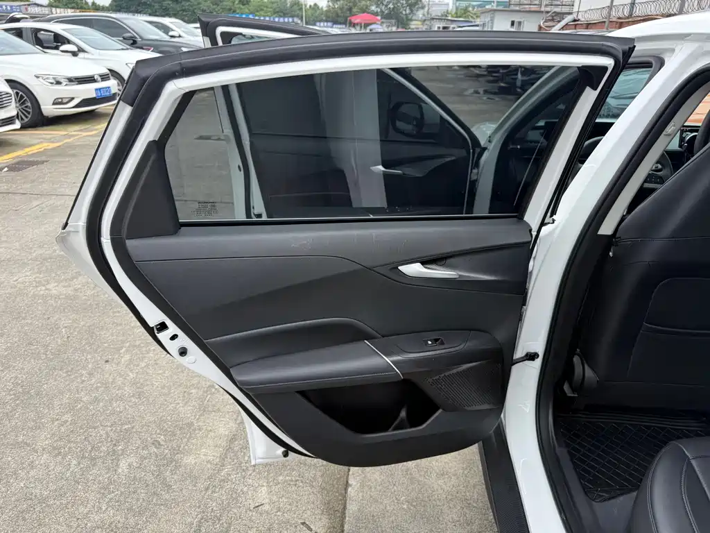 Changan Eado — миниатюра 9
