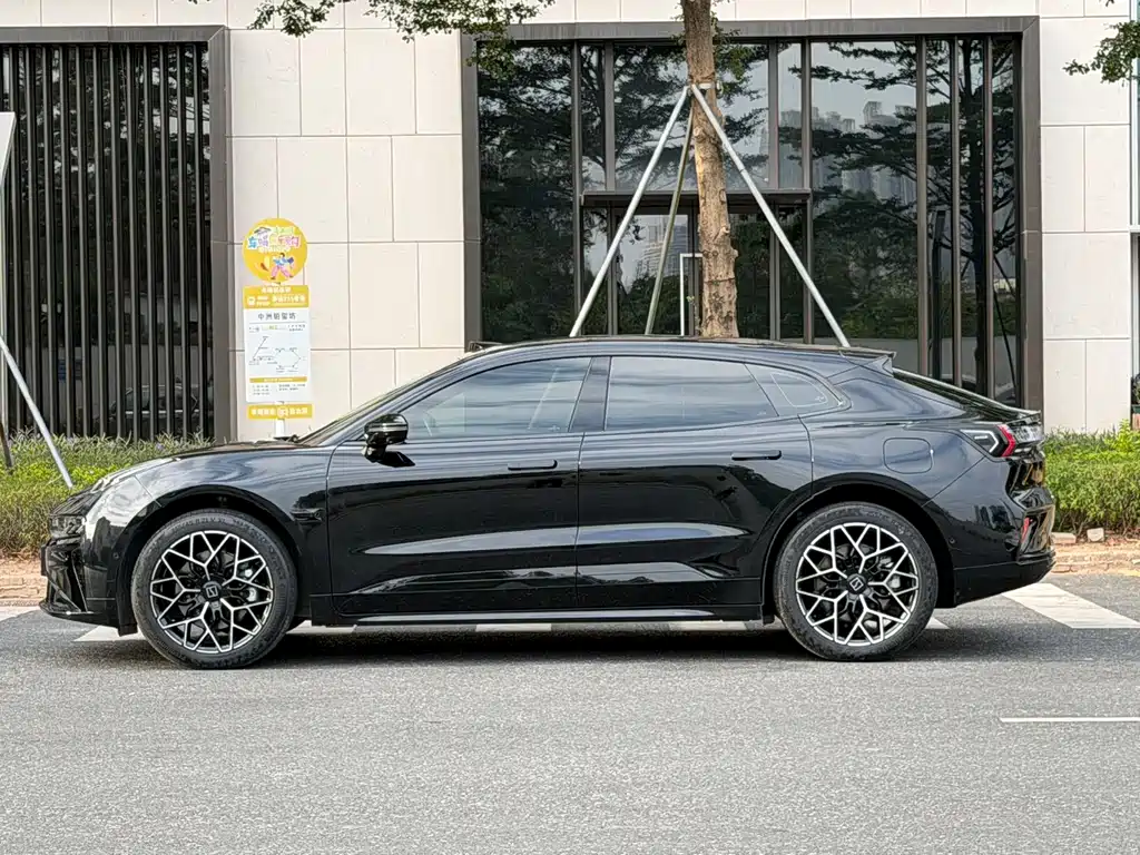 ZEEKR EXTREME KRYPTON 001