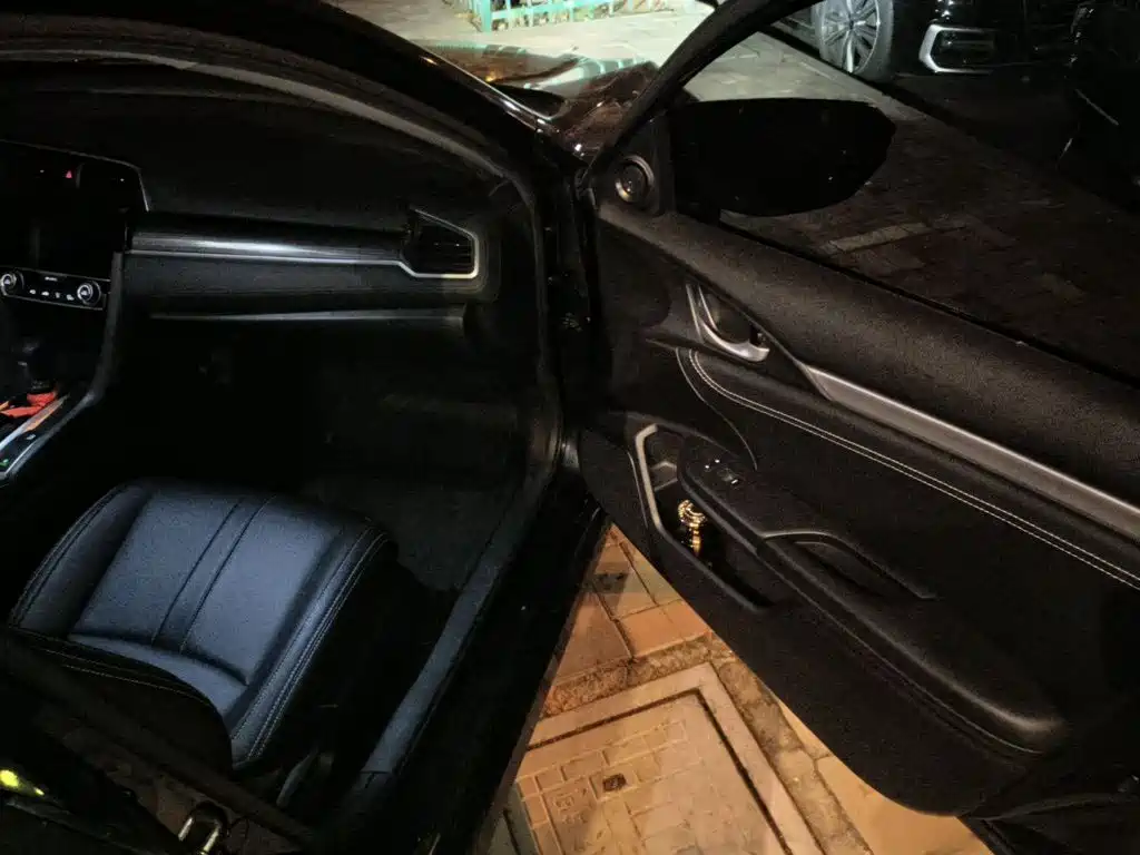 Honda Civic — миниатюра 16