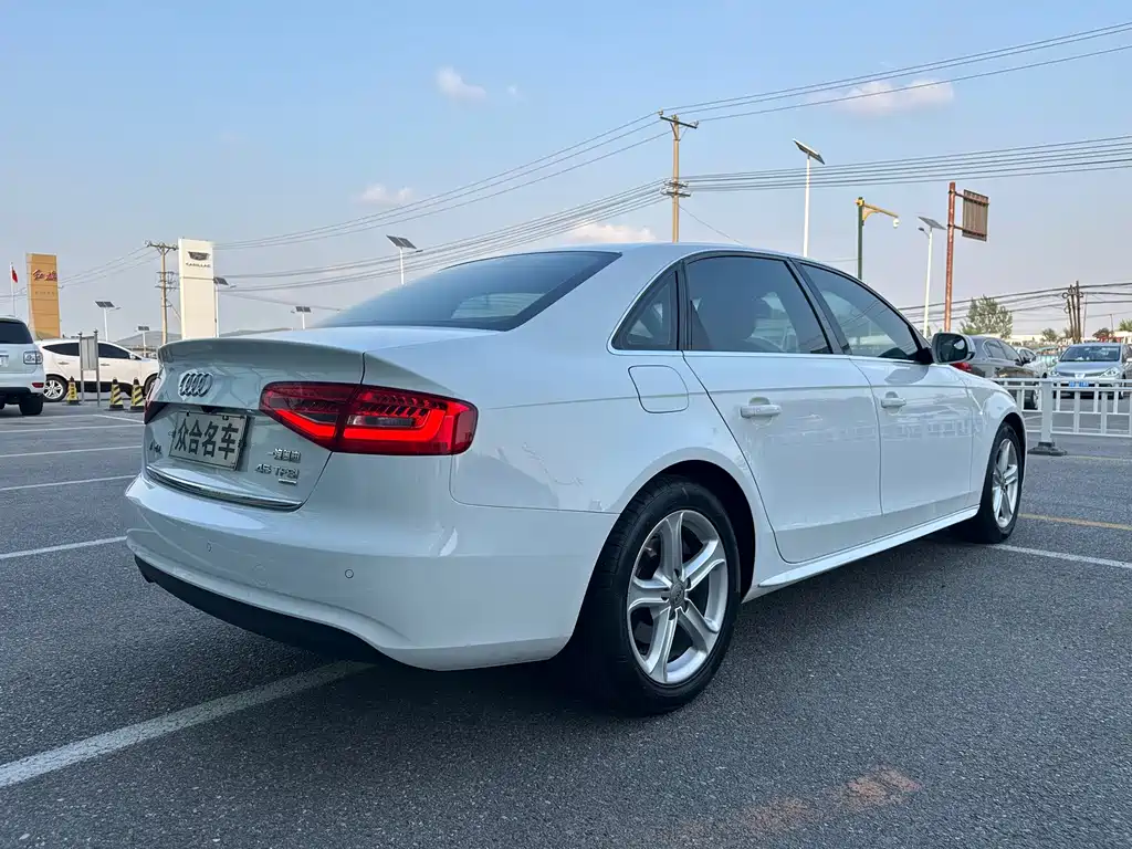 Audi A4L — миниатюра 7