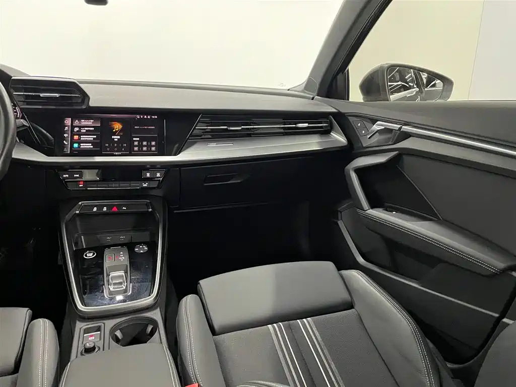 Audi A3 2023 Sportback 35 TFSI Fashion Sport