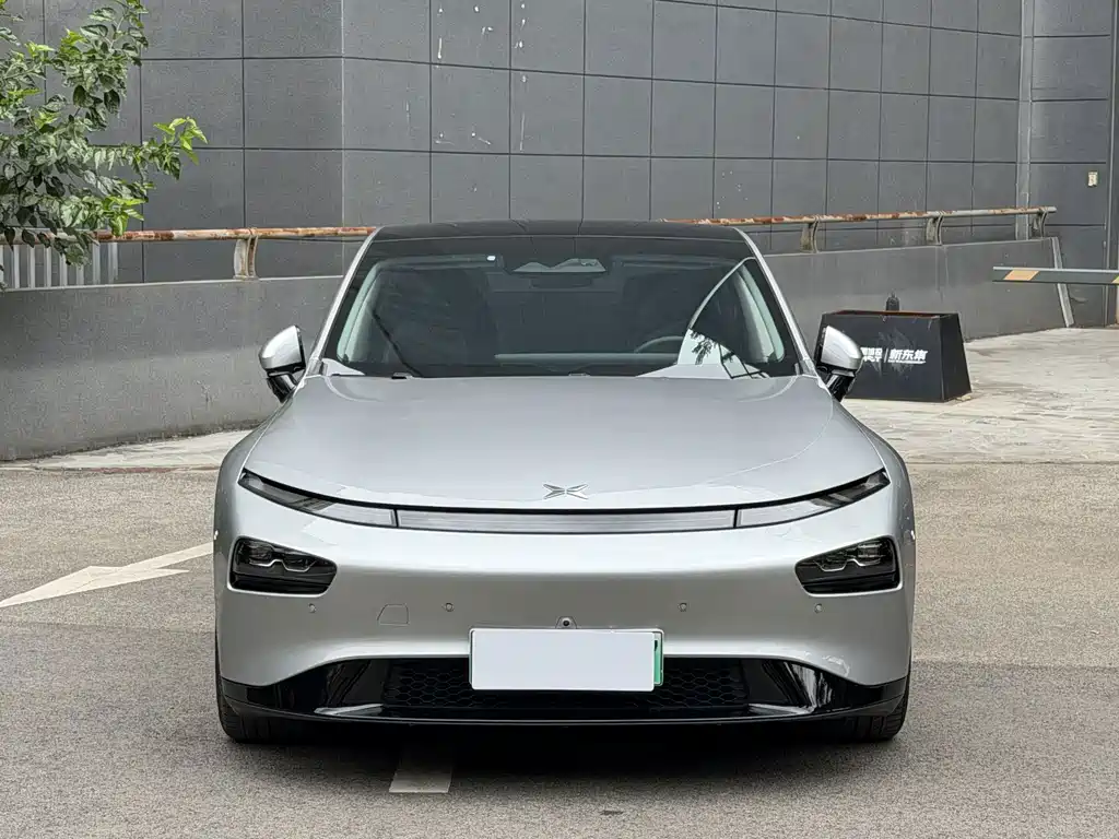 XPeng P7 — миниатюра 2