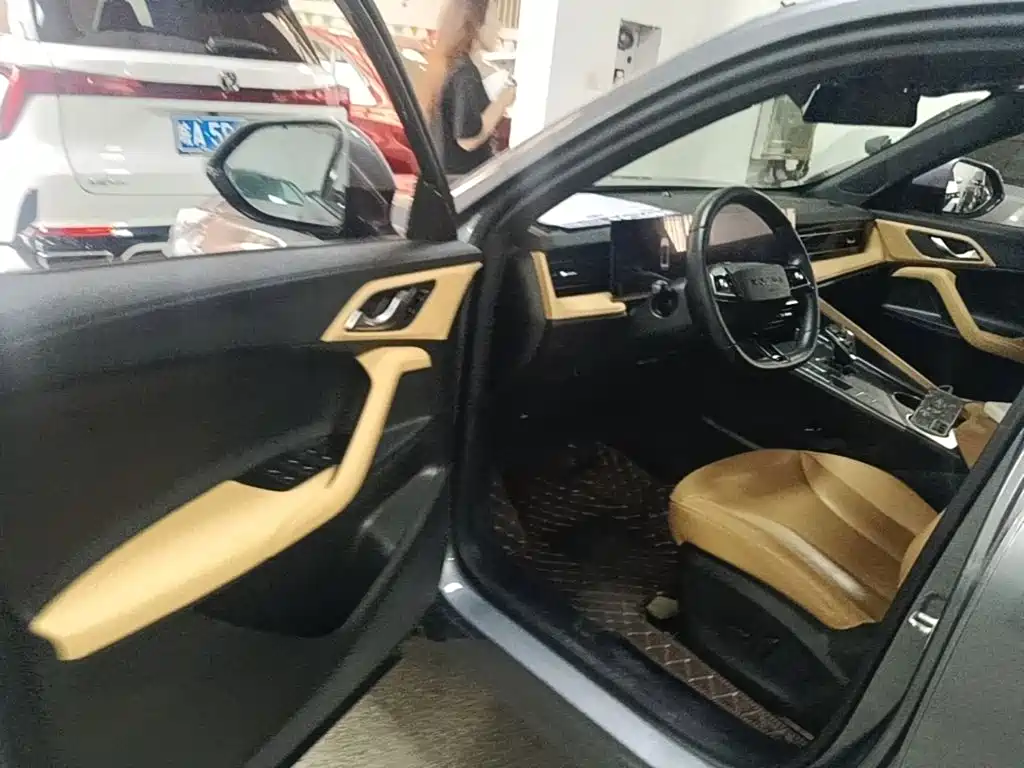 Roewe RX5 — миниатюра 16