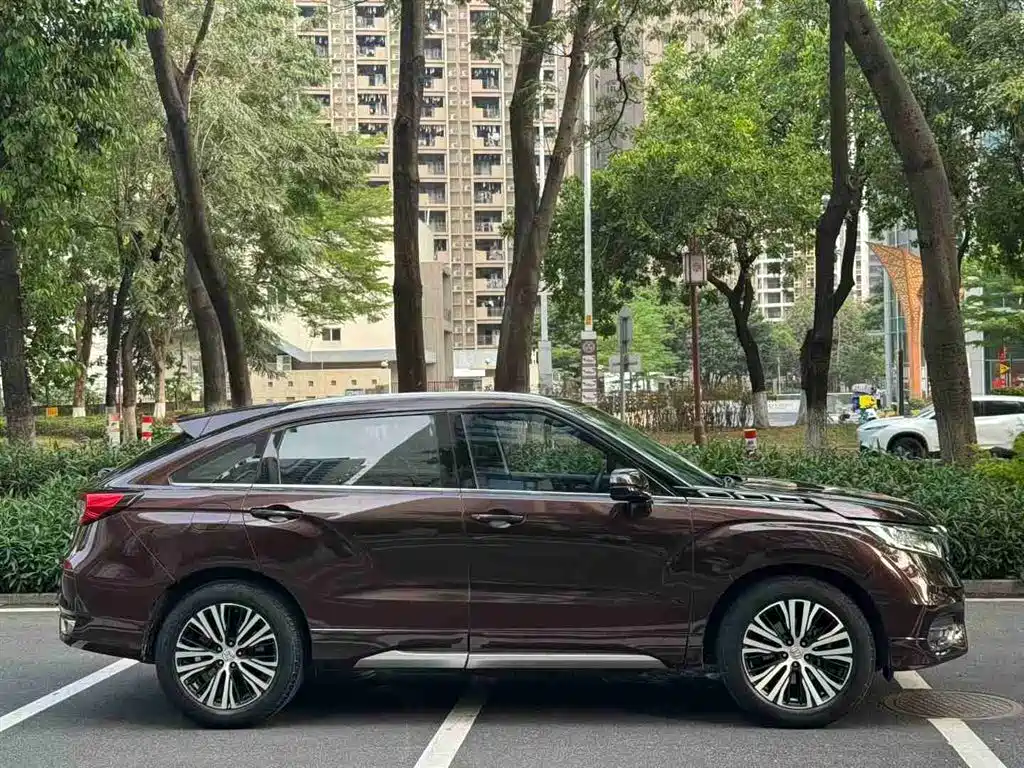 HONDA CROWN ROAD